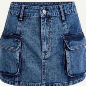 Qutie Flap Pocket Cargo Denim Skirt